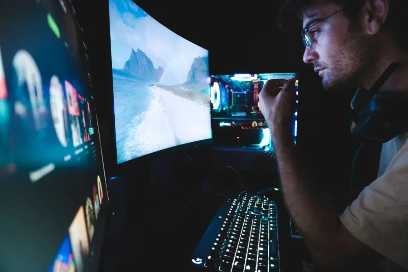 60Hz vs. 144Hz vs. 240Hz: Where the Real Gaming Gains Stop (And Where You're Just Burning Money)